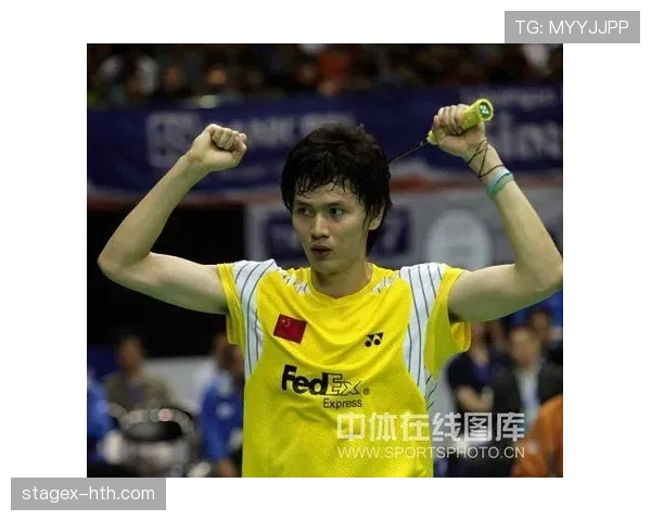 鲍春来没想到退役后连买个普通大衣都能成大新闻？